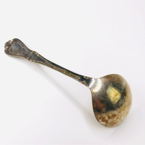 Vintage Oneida Flatware Rogers Silver Overlaid Ornate Soup Spoon 7" L x 1 3/4" W - Picture 4 of 6